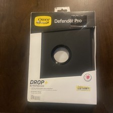 OtterBox iPad (9th/8th/7th gen) Defender Series Pro Case - Black picture
