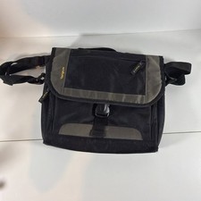 Targus Laptop and iPad -Messenger Bag-Multi-Pockets & Padded 11