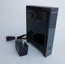 Netgear WNR2000 v2 N300 4-Port 10/100 Wireless-N Router With Adapter picture