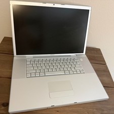 Apple MacBook Pro 17