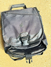 Kensington 15in MacBook Shoulder Messenger Bag Black Nylon Padded Partitions picture