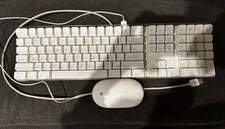 Original Apple USB wired keyboard (A1048) with Apple USB Mouse (A1152).+ Cable picture