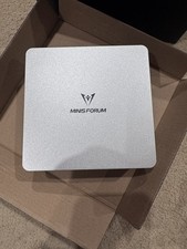 MINISFORUM UM870 Slim Mini PC AMD Ryzen 7 8745H 8C/16T Barebones Computer picture