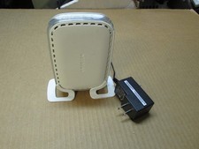 NETGEAR  5-port 10/100 Mbps ETHERNET SWITCH FS605 V3 picture