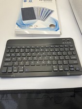 Bluetooth Keyboard - Pretty Slick Makes Working On Phone A Lot Easier NEW picture
