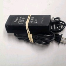 Genuine Rocketfish RF-BPRAC3 Universal AC Adapter 15-20V 5A 90W Laptop Charger picture