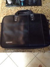 Mobile Edge Slimline Ultrabook Messenger- 14.1