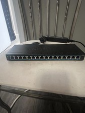 TRENDnet TPE-TG160G 16 Port Rack Mountable Ethernet Switch picture