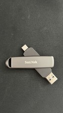 SanDisk Extreme PRO 1TB Dual Drive USB Type-A and USB C 1000mb/s picture
