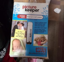 Picture Keeper Automatic USB Backup Device Damaged  Box Home Edition Up to 8,000 picture