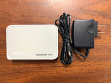 TP-LINK TL-SF1005D 5-Port Fast Ethernet 10/100 Unmanaged Desktop RJ-45 picture