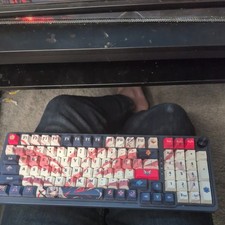 Redragon K686 PRO SE 98 Keys Wireless RGB Gaming 3-Mode Mechanical Keyboard picture