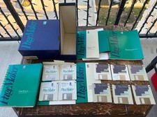 Aldus PageMaker Macintosh Boxed Software Large Disk Lot Manuals picture