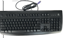 Logitech Deluxe 250 9677380403 Wired Keyboard picture