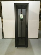 APC NetShelter SV Rack 42U AR2500 ••••READ ✅❤️️✅❤️️+freight picture