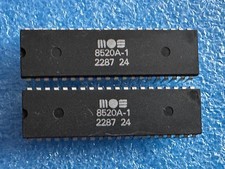 8520A-1 MOS/CSG ODD EVEN (x2) from an AMIGA 500 rev.5 #22 87 picture