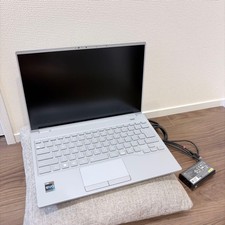 Fujitsu LIFEBOOK UH90/H1 * Excellent Condition picture