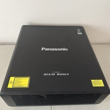 panasonic Pt-RZ670Bu DLP WUXGA Projector 40545 To 42001 hours Works. picture