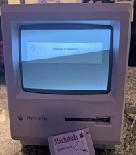 Apple Macintosh Plus Vintage Desktop Computer Keyboard/Mouse M0001A Working picture