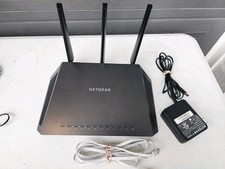 NETGEAR Nighthawk AC1900 Smart WiFi Router (‎R7000) - Good Working Router picture