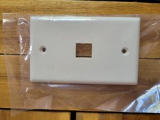 10 Pcs - 1 Port Wall Plate Keystone RJ45 Cat6 Cat5e Insert Jack White WallPlate picture
