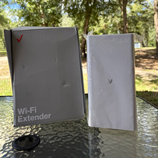 Verizon CE1000A Wi-Fi Extender Wi-Fi6E Open Box NEW picture