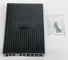StarTech 25SATSAS35 2.5″ SSD/HDD to 3.5″ SATA Hard Drive Converter picture