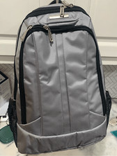 NWOT Samsonite Grey macro. Excellent condition picture