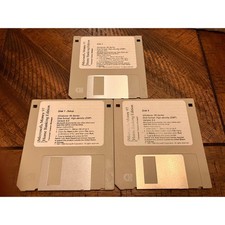 Microsoft Money 97 Home Banking Edition Floppy Disks PC Windows 95 Vintage picture