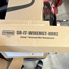 Strong SR-IT-WIREMGT-HORZ Wire Management 1U 19in Rack-Mounted picture