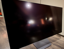 CRACKED SCREEN LG UltraGear 32