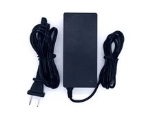 BLACK - TOTU UNIVERSAL USB-C 4K TRIPLE DISPLAY DOCKING STATION WITH CHARGING picture