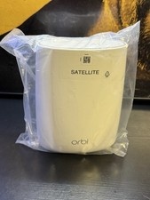 NETGEAR Orbi RBS50v2 AC3000 Tri-Band WiFi Add-On Satellite Extender White picture
