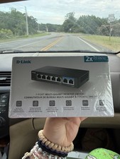 D-Link 7-Port Multi-Gigabit (2.5Gb) Unmanaged Ethernet Switch | 2 x 2.5 Gb picture