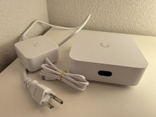 Ubiquiti UniFi Express 7 Cloud Gateway (UX7) picture