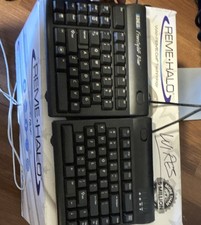 Kinesis Freestyle2 Blue Wireless Bluetooth Split Ergonomic Wrist Rest Black picture