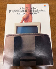 Apple Computer - Macintosh Vintage Sales Brochure /Flyer GREAT CONDITION picture