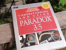  VINTAGE BRADY TECHNICAL BOOK MANUAL 1990 UNDERSTANDING AND USING PARADOX 3.5 picture