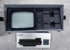 Kaypro II Portable Computer PC w Keyboard Powers On Boots Vintage 1980s picture