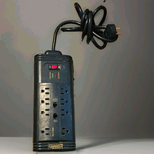 Belkin SurgeMaster 6-Outlet Surge Protector Power Strip 6ft 650J 15A 120V picture