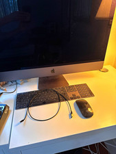 Apple iMac Pro 27in 3.2GHz Xeon W 32GB Vega 56 8GB SSD Monterey picture