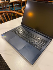 MSI Stealth 16 AI Studio A1VGG Ultra 9 185H RTX 4070 16GB 1TB SSD picture