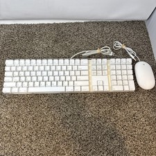 Apple A1048 Wired Keyboard, White, Includes Apple Wired Mighty Mouse A1152 picture