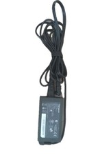 Targus APA92US 65W AC Ultra-Slim Universal Laptop Charger W One Tip Included  picture