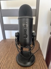Logitech Creators Blue Yeti USB Microphone for Gaming, Streaming, Podcast picture