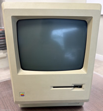 Apple Macintosh Plus 1MB M0001A Vintage Computer **TURNS ON ** picture