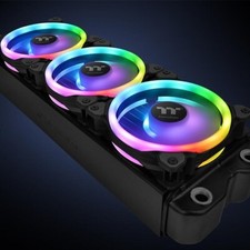 Thermaltake 120mm RIING TRIO RGB Radiator Fan 3 Pack RGB CL-F072-PL12SW-A F35* picture