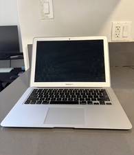 2017/2018 Apple MacBook Air 13 in. - Sleek Silver Design picture