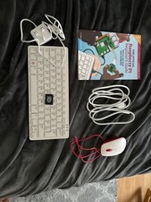 Raspberry Pi 400 Kit (microSD, Broadcom BCM2711, 1.80 GHz, 4GB, US layout)... picture