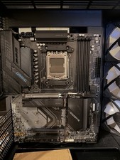 Gigabyte X870 GAMING WIFI6 AMD AM5 ATX Motherboard picture